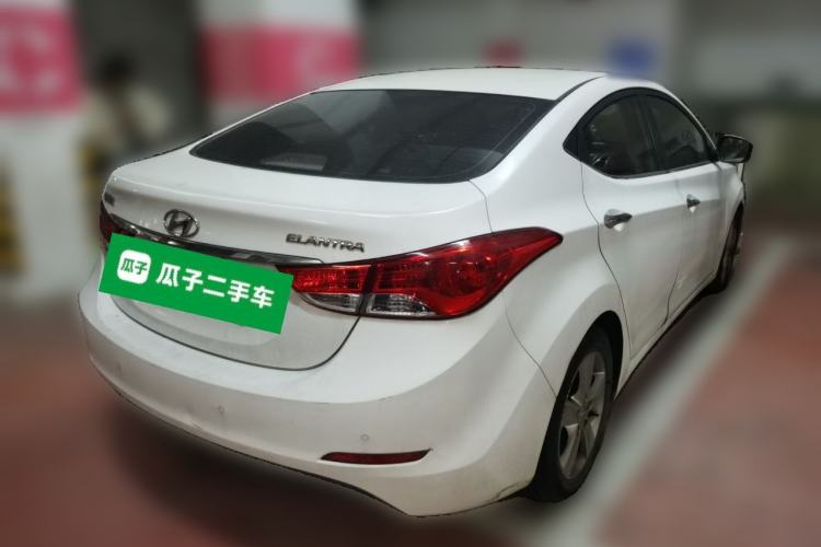 Used Hyundai Elantra (5th Generation / Langdong) 2013 1.6L Automatic Leading Model Rear Right 45 Deg