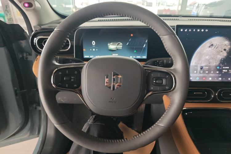Used Leapmotor C01 2024 Range-Extended 316 Deluxe Edition Steering Wheel