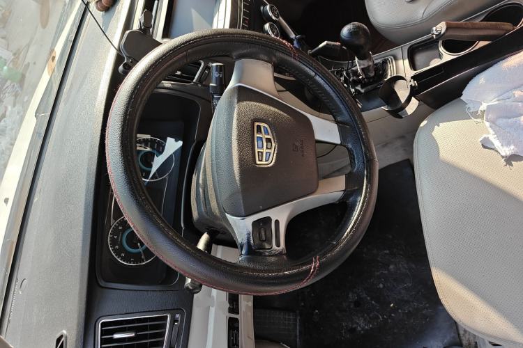 Used Geely Auto Vision 2015 1.5L Manual Elite Model
