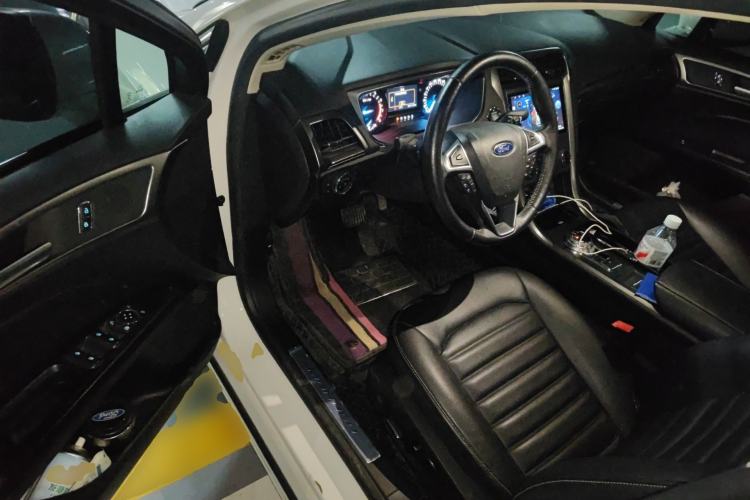 Used Ford Mondeo 2018 EcoBoost 180 Smart Control Fashion Model China V Standard Driver Seat