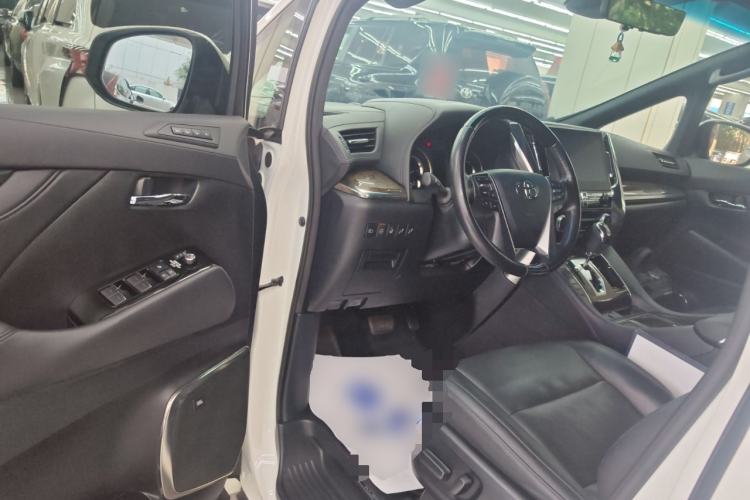 Used Toyota Alphard 2021 Dual-Engine 2.5L Prestige Edition
