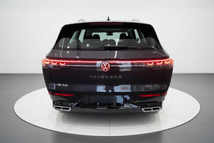 Used Volkswagen Tavendor 2024 380TSI All-Wheel-Drive R-Line Cruise Premium Edition Rear