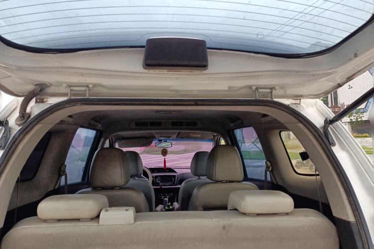 Used Venucia M50V 2017 1.6L XL CVT Luxury Edition
