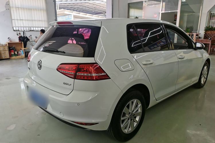 Used Volkswagen Golf 2016 1.6L Automatic Fashion Model