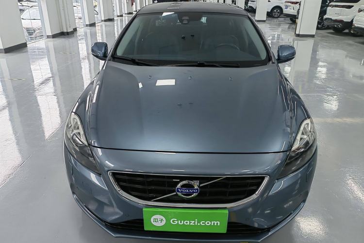 Used Volvo V40 2013 2.0T Zhiya Edition