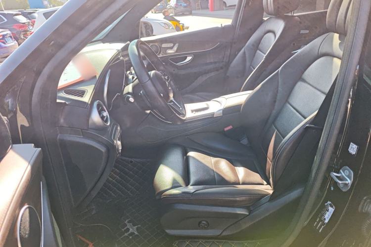 Used Mercedes-Benz GLC 2020 Facelift GLC 260 L 4MATIC Luxury Edition
