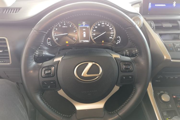Used Lexus NX 2015 200 Front-Wheel Drive X-Trail SE Edition