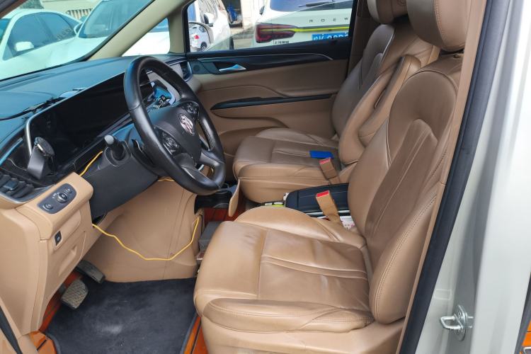 Used Buick GL8 2021 ES Land Cruiser 653T Luxury Edition Left Front Seat