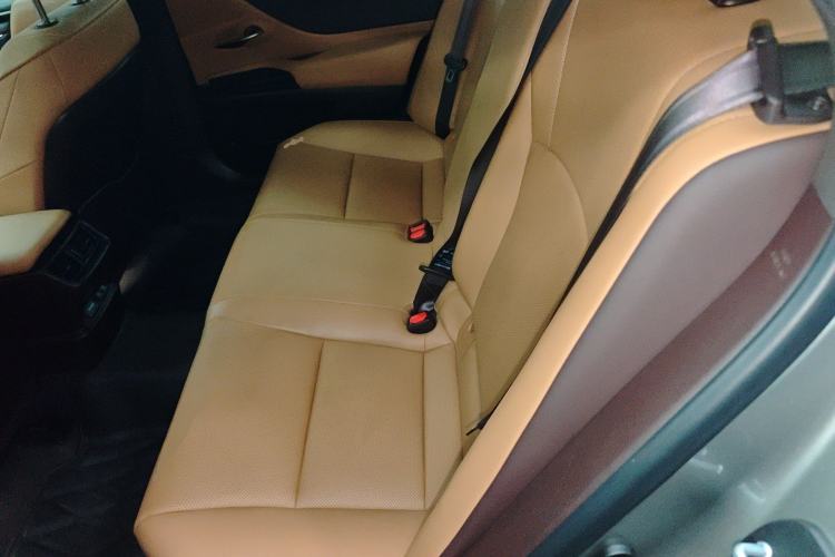 Used Lexus ES 2020 200 Excellence Edition Left Rear Seat