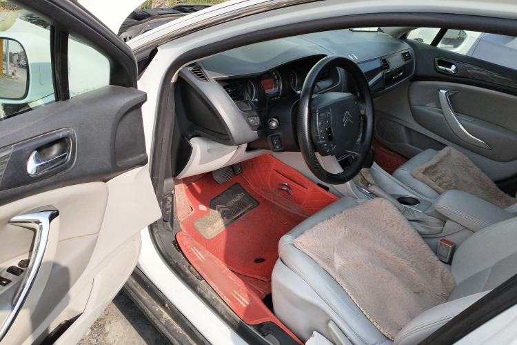 Used Citroen C5 2011 2.0L Automatic Comfort Edition
