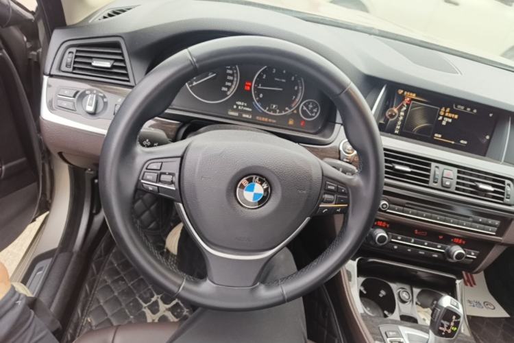 Used BMW 5 Series 2014 525Li Luxury Design Package