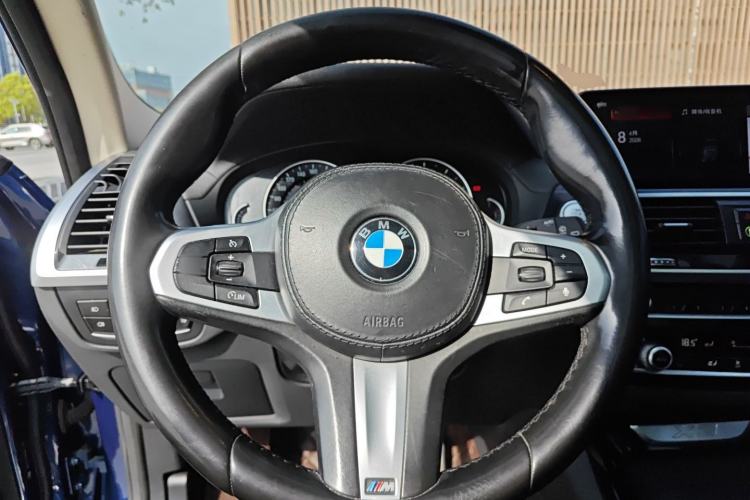Used BMW X3 2018 xDrive25i M Sport Package China VI Steering Wheel