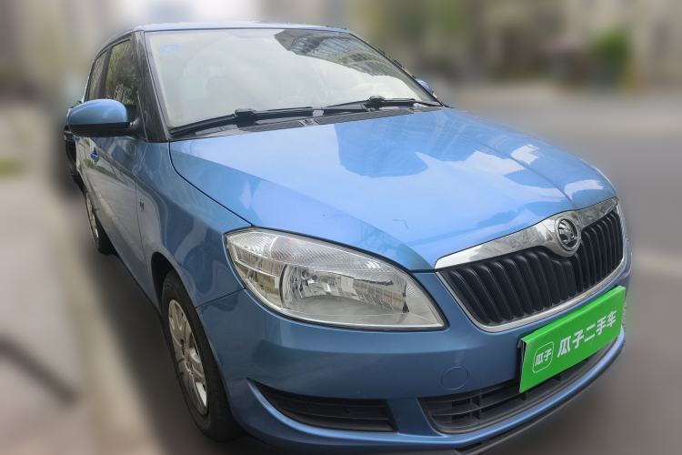 Used Skoda Fabia 2014 1.4L Automatic Crystal Edition
