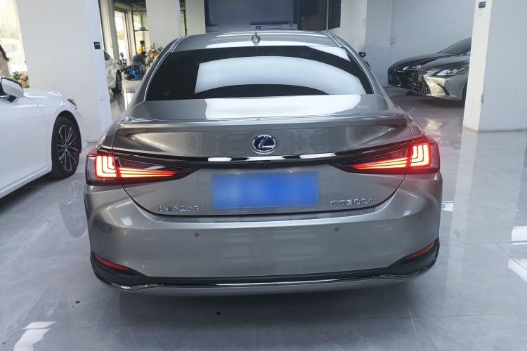 Used Lexus ES 2021 300h F SPORT