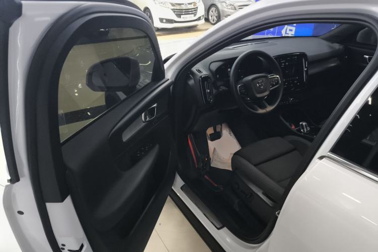 Used Volvo XC40 2023 B3 Zhiyuan Luxury Edition
