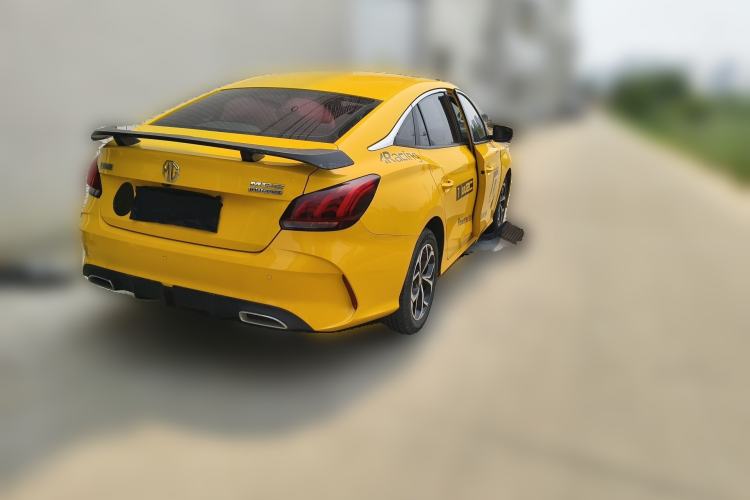 Used MG 5 2022 180 DVVT CVT Youth Luxury Edition
