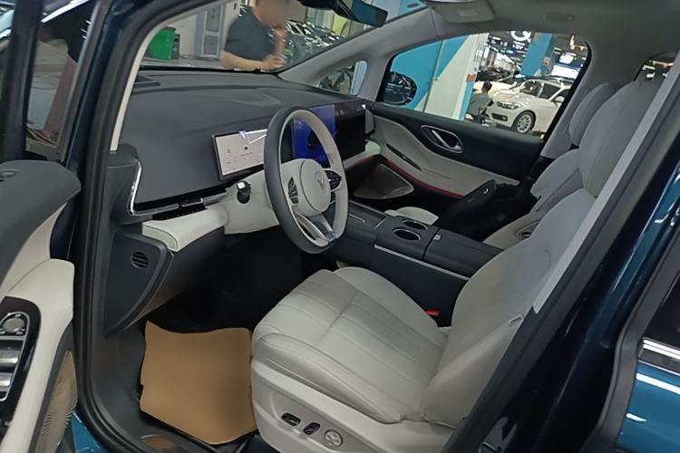 Used VOYAH Dream 2025 PHEV Four-Wheel-Drive Flagship Kunpeng Edition