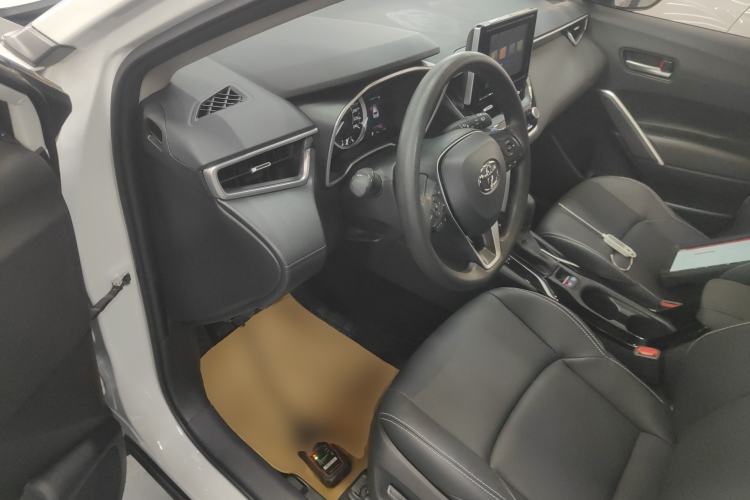 Used Toyota FRONTLANDER 2022 2.0L CVT Luxury Edition