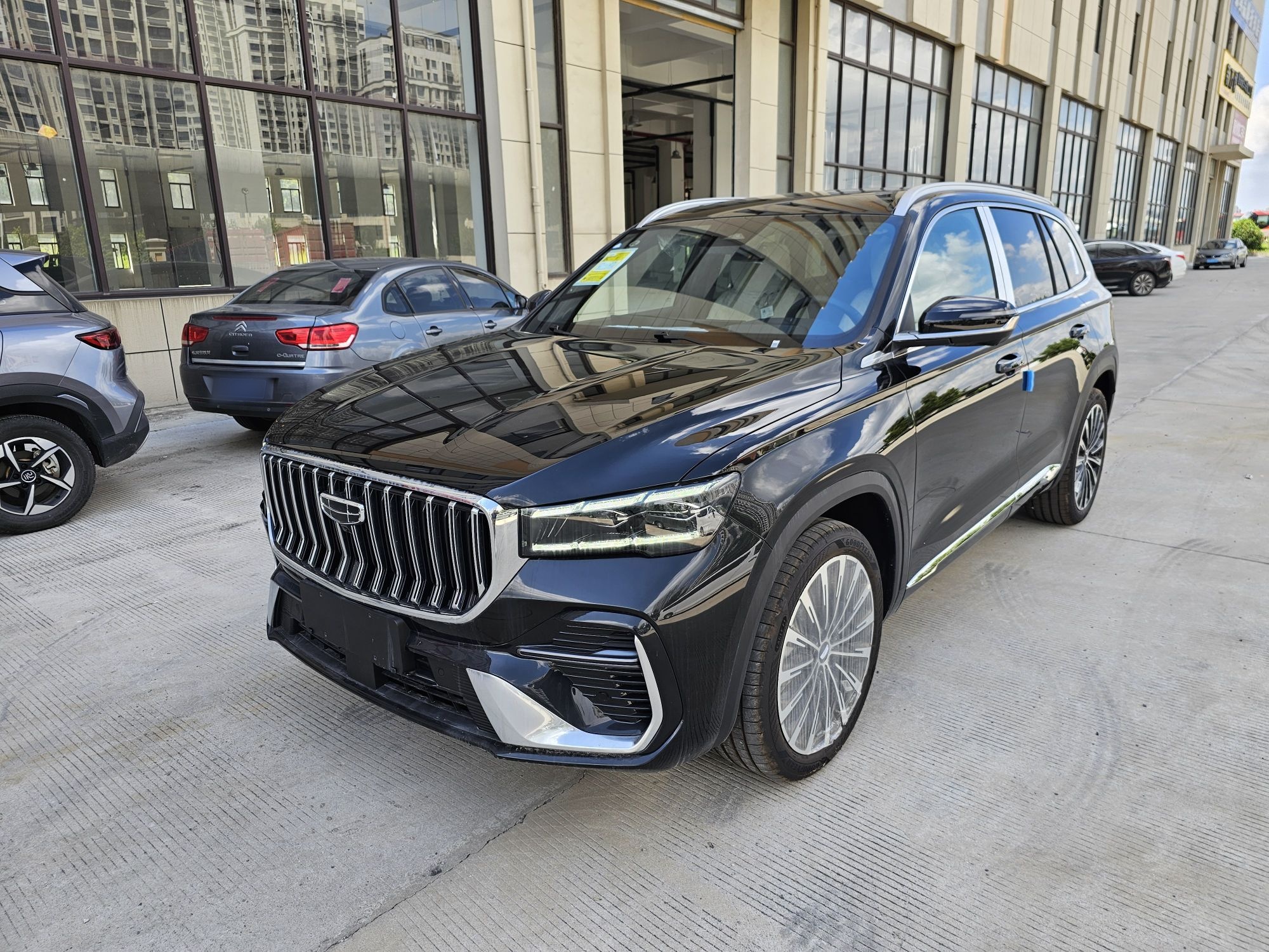 Hongqi HS3 PHEV 2024 PHEV 115km Jingwei Edition — снимка 12