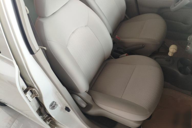 Used Nissan March 2010 1.5L Automatic Easy-Style Version