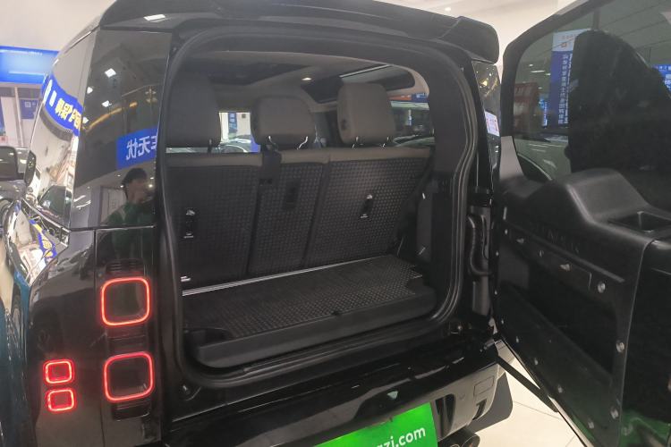 Used Land Rover Defender 2023 90 3.0T P400 XS