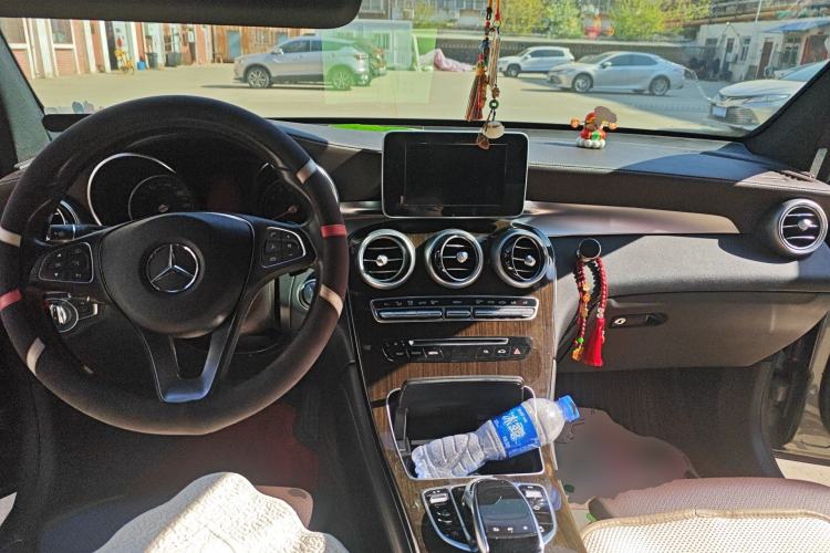 Used Mercedes-Benz GLC 2017 GLC 260 4MATIC Dynamic Edition
