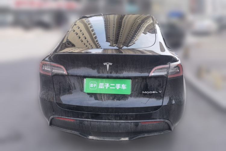 Used Tesla Model Y 2023 Long-Range All-Wheel-Drive Version Rear