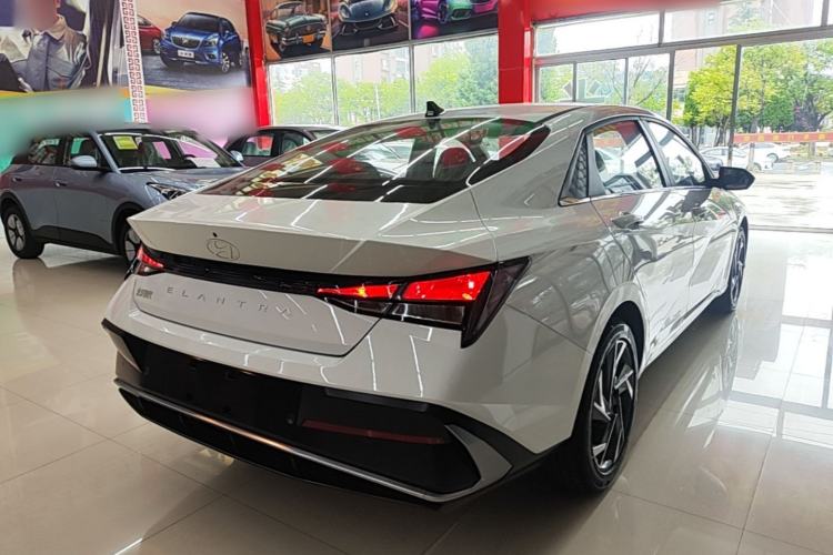Used Hyundai Elantra 2023 1.5L CVT GLX Elite Edition
