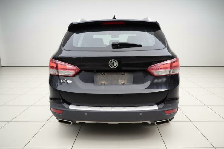 Used Dongfeng Aeolus AX7 2015 2.0L Manual Zhiyi Trim
