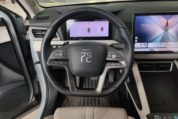 Used BYD Yuan UP 2025 Intelligent Driving Version 401 km Beyond-Range Edition