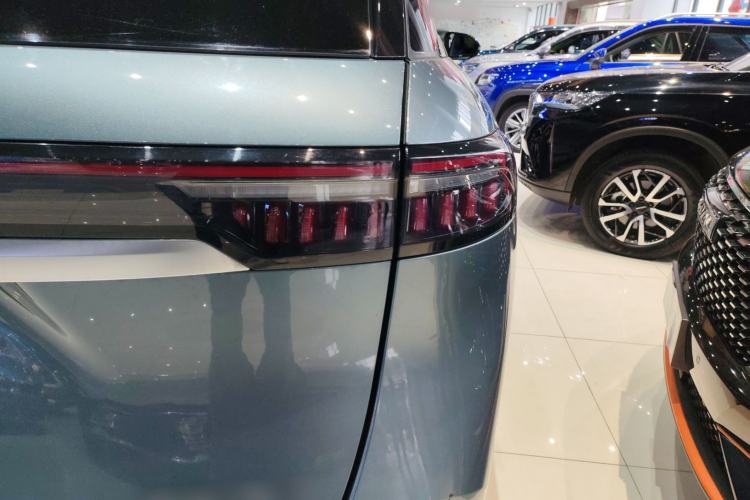 Used Chery Tiggo 9 2023 2.0T Dual-Clutch Two-Wheel Drive Luxury Edition 7 Seats
