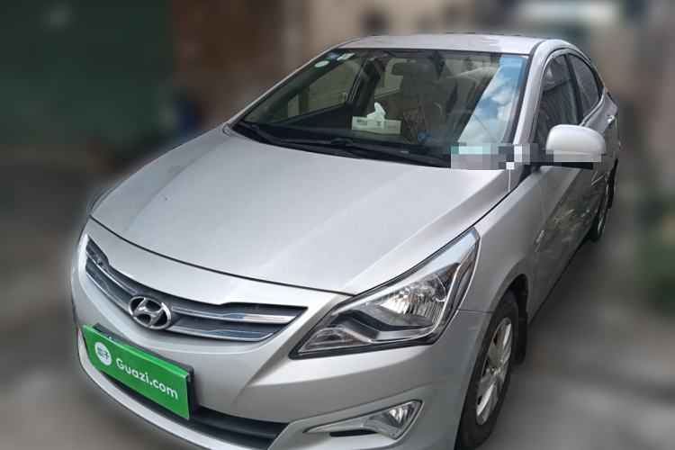 Used Hyundai Verna (older generation) 2014 1.4L Manual Smart GLS Trim