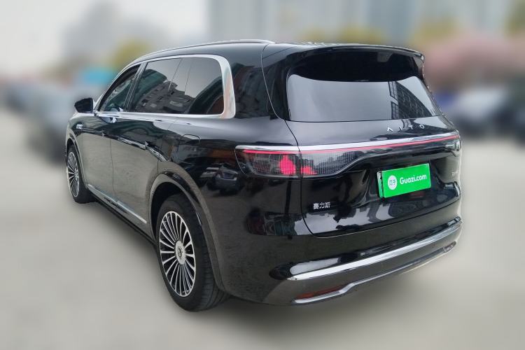 Used Hima AITO M8 2025 Extended-Range Ultra Version 53.4 kWh 6-Seater Edition Rear Left 45 Deg