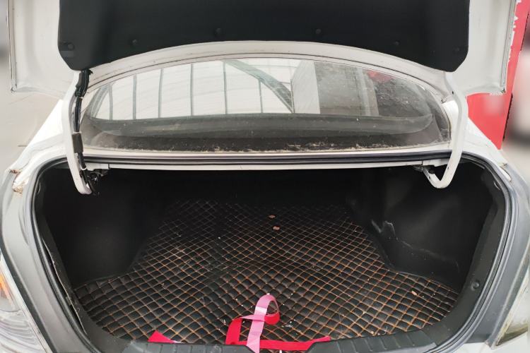 Used GAC Trumpchi GA3 2013 1.6L Automatic Elite ESP Edition Trunk