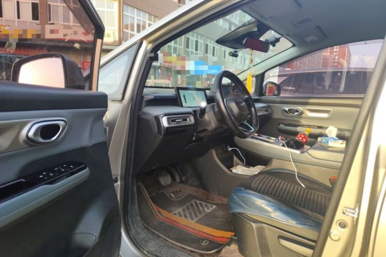 Used AION Y 2023 Plus 510 Enjoy Edition
