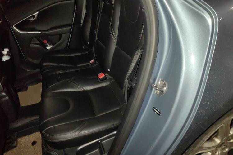 Used Volvo V40 2017 T3 Zhiya Edition Left Rear Seat