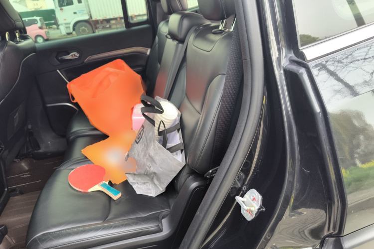 Used Jeep Grand Commander 2018 2.0T Four-Wheel Drive Premium Navigation Version China V
