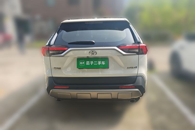 Used Toyota RAV4 2024 2.0L CVT Two-Wheel Drive Fashion Plus Edition Rear