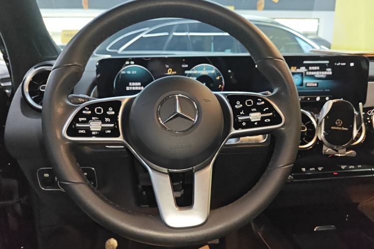 Used Mercedes-Benz GLB 2021 GLB 180 Fashion Model Steering Wheel