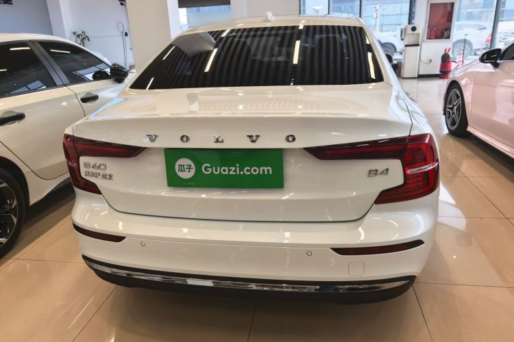 Used Volvo S60 2024 B4 Zhiyi Luxury Edition