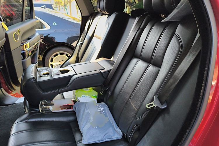 Used Land Rover Range 2014 3.0 SC V6 Vogue SE Left Rear Seat