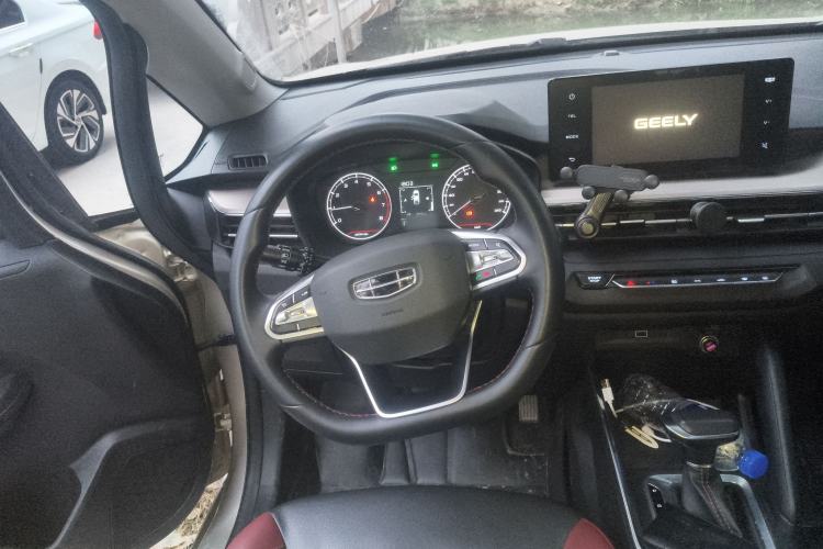 Used Geely Auto Vision X3 2021 PRO 1.5L CVT Deluxe Model