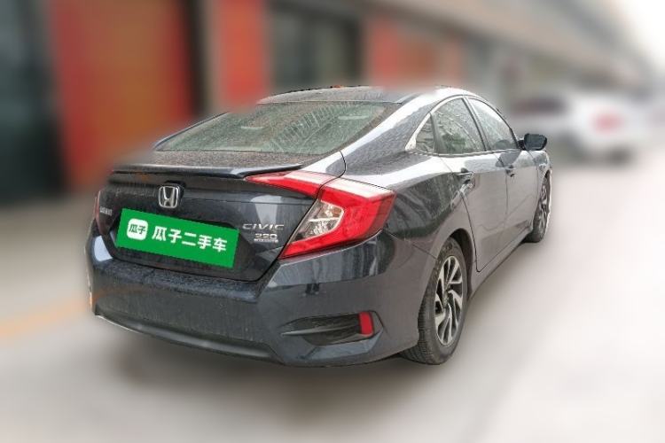 Used Honda Civic 2016 220TURBO CVT Luxury Edition
