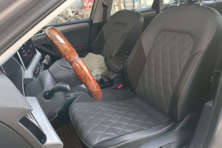 Used Volkswagen Sagitar 2024 300TSI DSG Excellence Edition Left Front Seat