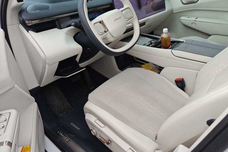 Used Lynk & Co 900 2025 2.0T Ultra
