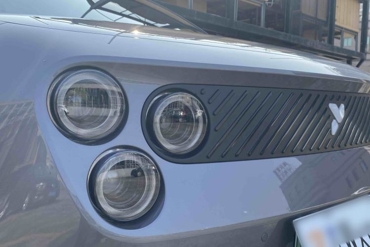 Used firefly firefly 2025 Illuminated Edition
