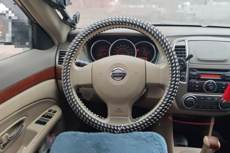 Used Nissan Sylphy 2009 1.6 XL Manual Luxury Sunroof Edition Steering Wheel