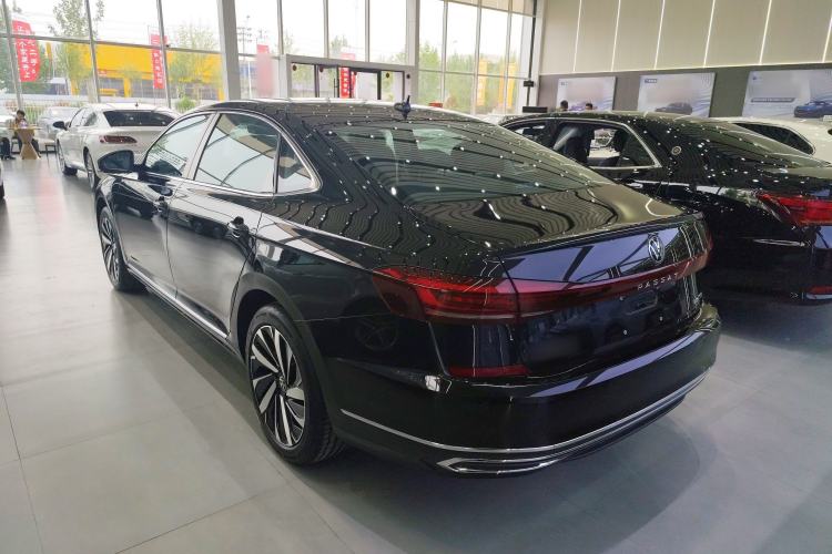 Used Volkswagen Passat 2026 Model, Outstanding 380TSI Longteng Edition
