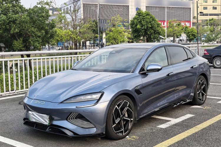 BYD Seal 2022 700 km Long-Range Rear-Wheel-Drive Version de segunda mano