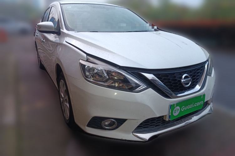 Used Nissan Sylphy 2016 1.6 XL CVT Deluxe Edition Front Right 45 Deg